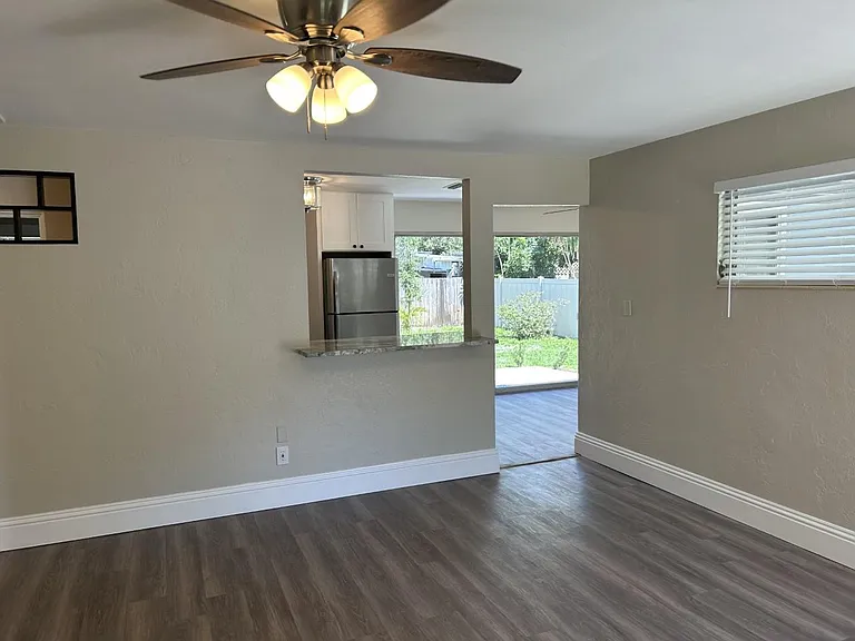 1006 Pelican Dr S — Photo 5