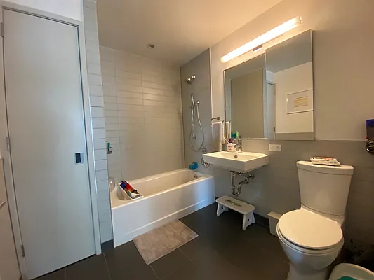 Rented by Dream Space Realty | media 10