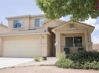 2071 Briarwood Ln, Las Cruces, NM 88007