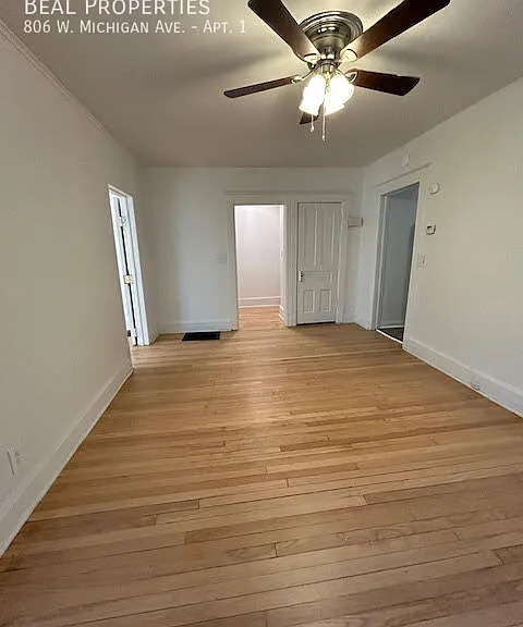 806 W Michigan Ave #1 — Photo 3