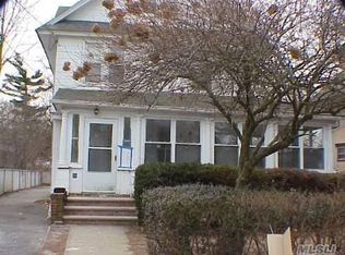 69 Garfield Pl, East Rockaway, NY 11518