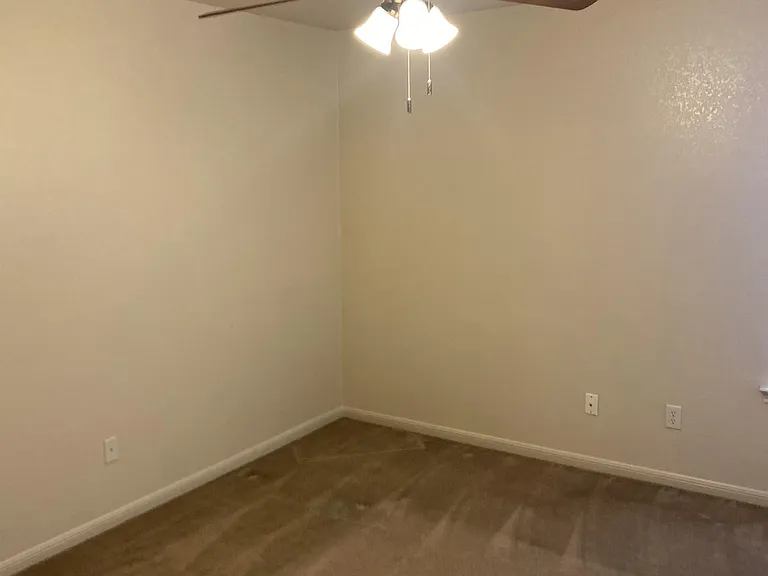 1104 Nicholas Cir #A — Photo 9