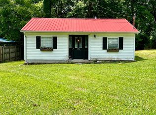 134 Oak Rd, Norris, TN 37828