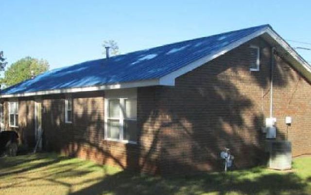 2nd image of 537 Raintree Ave