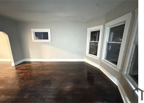4th image of 7529 Spafford Rd