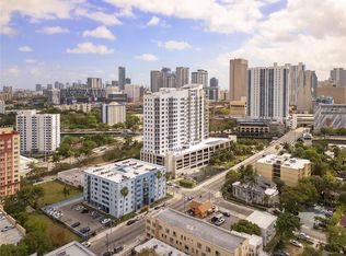 501 SW 1st St APT 307, Miami, FL 33130