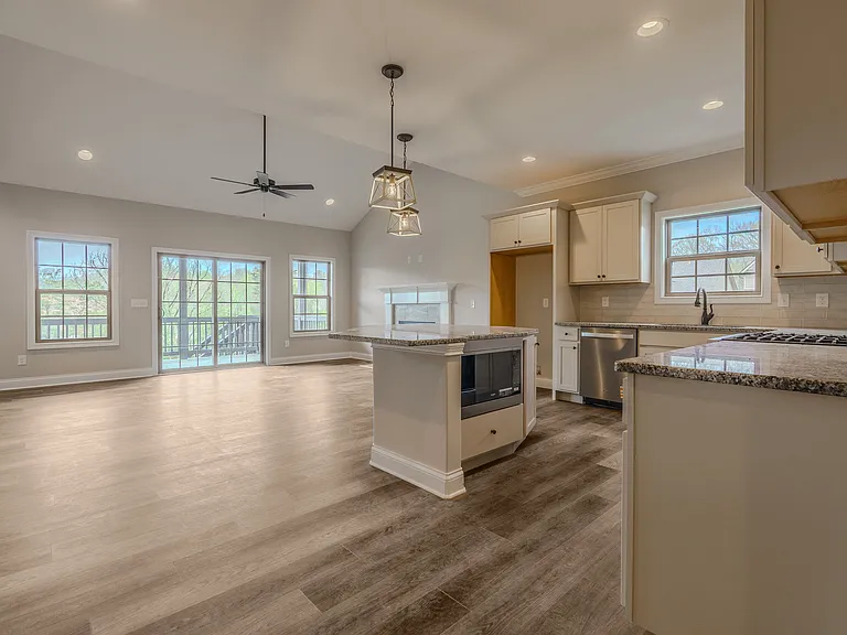 2931 Snow Pond Rd — Photo 6
