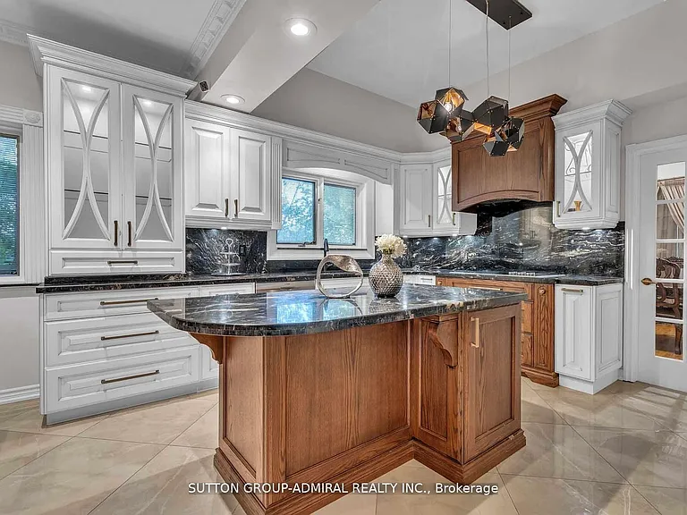 116 Goulding Ave — Photo 8
