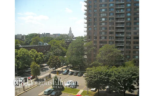 Sold by Douglas Elliman | media 17
