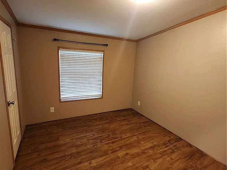 3738 Smetana Rd — Photo 21