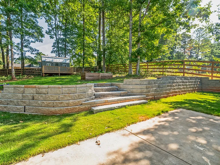 4819 Bexley Dr — Photo 27