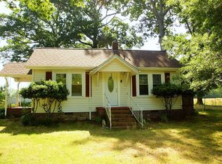 663 Citty Store Rd, Reidsville, NC 27320