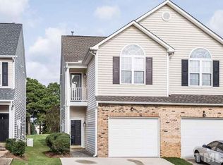 2044 Persimmon Ridge Dr, Raleigh, NC 27604