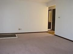5th image of 719 Berkshire Ln