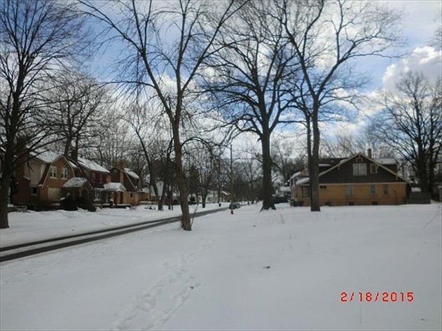 2nd image of 4391 Three Mile Dr