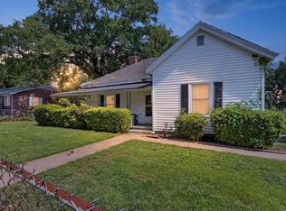 26 W Main St, Ware Shoals, SC 29692