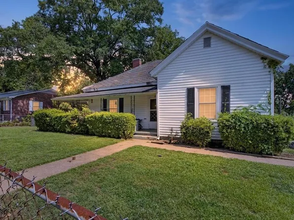 26 W Main St, Ware Shoals, SC 29692