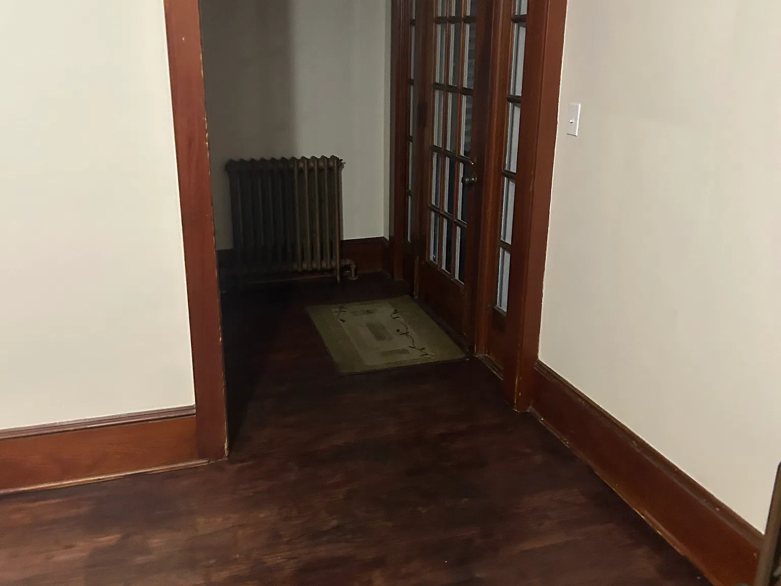 2 bed, 1050 sqft, $2,300 — Photo 2