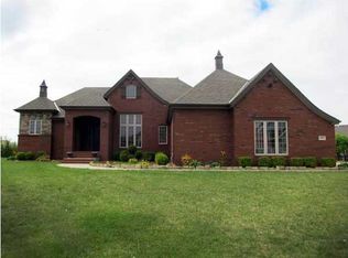 2501 Rosemont, Wichita, KS 67228