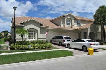 Home For Sale In Addison Lakes