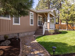 19935 SW Cinder Ln, Bend, OR 97702