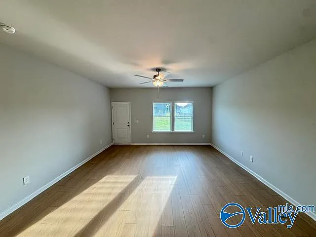 15426 Grayson Cir — Photo 4