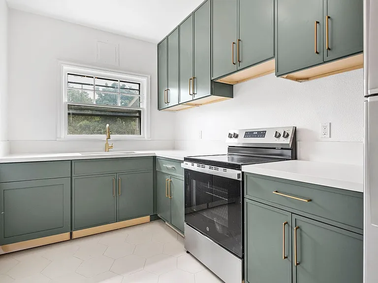3622 SE Harrison St #6 — Photo 6