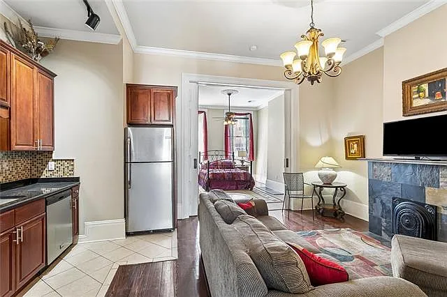 1 bed, 1.0 bath, 721 sqft, $1,650 — Photo 4