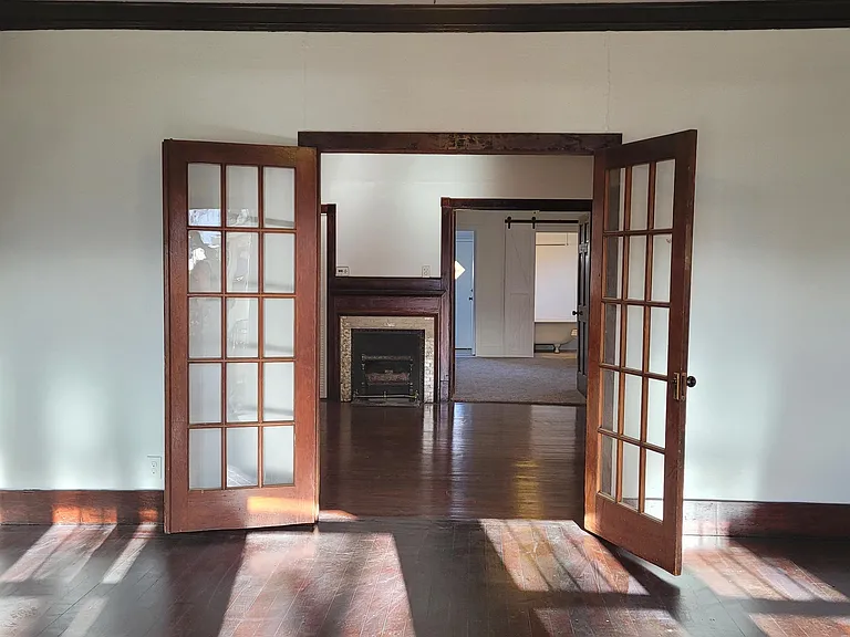 726 W Colorado Ave — Photo 3