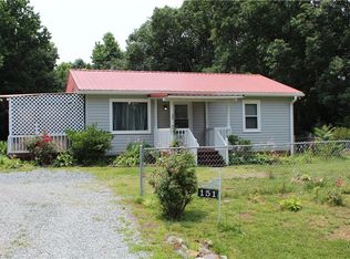 151 Kimberly Dr, Lexington, NC 27292