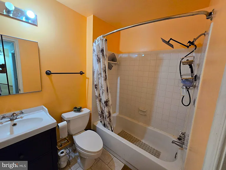 4453 Edan Mae Ct — Photo 17