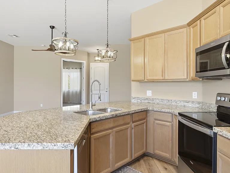 6411 E Marley Ave — Photo 12