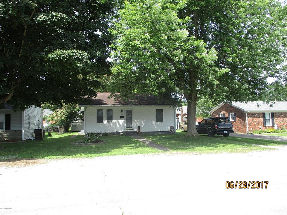2nd image of 808 9th St