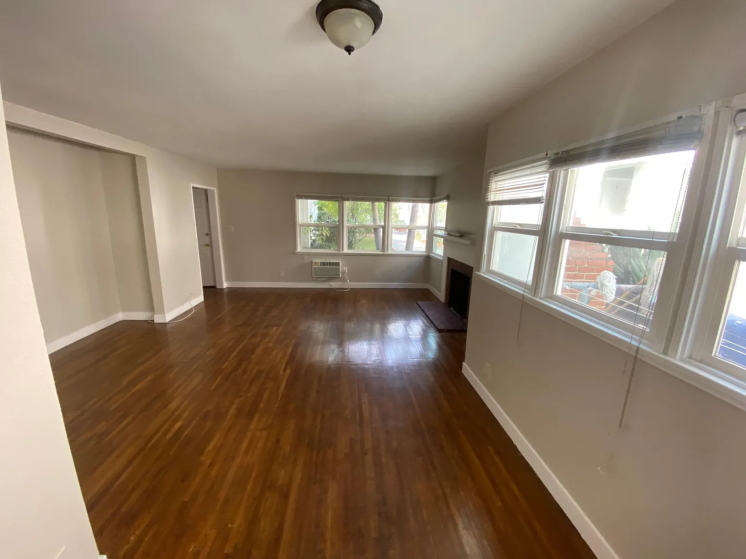 Studio, 500 sqft, $1,700 — Photo 4