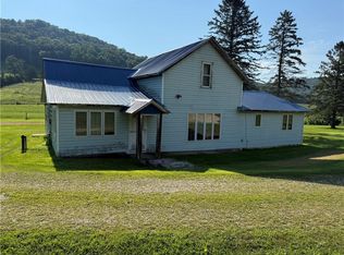 S2384 Rose Valley Rd, Cochrane, WI 54622