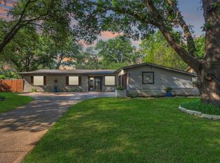 4121 Bilglade Rd, Fort Worth, TX 76109
