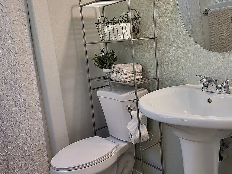 Willow Creek Ln — Photo 14