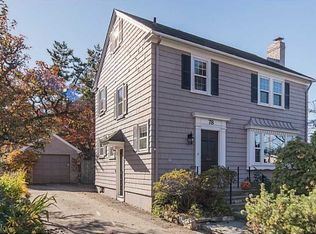 78 Memorial Rd, Providence, RI 02906