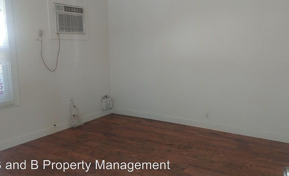2nd image of 1204 South Ave APT C