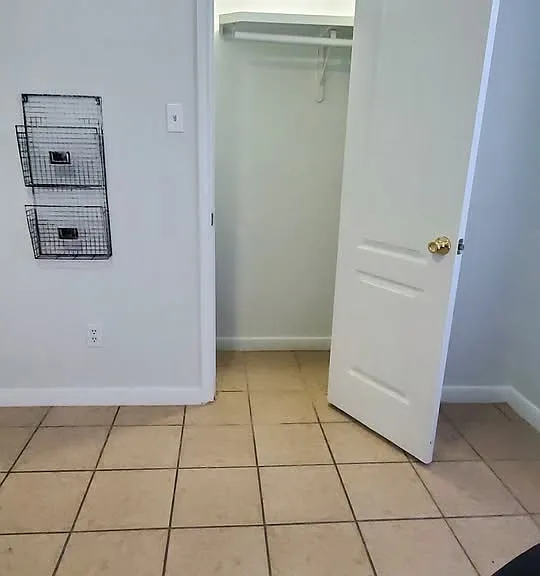 114 Treasure Dr — Photo 15