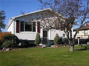 2nd image of 104 Sprucewood Dr