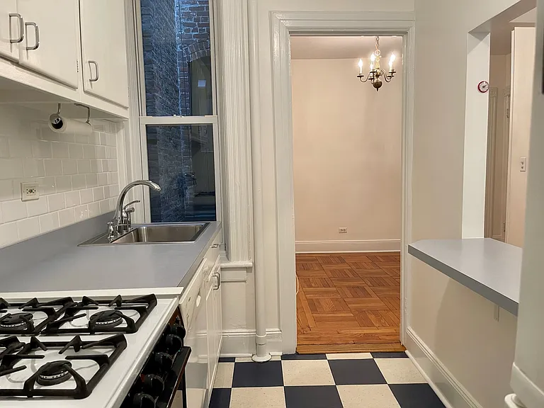 243 E 71st St #4 — Photo 6