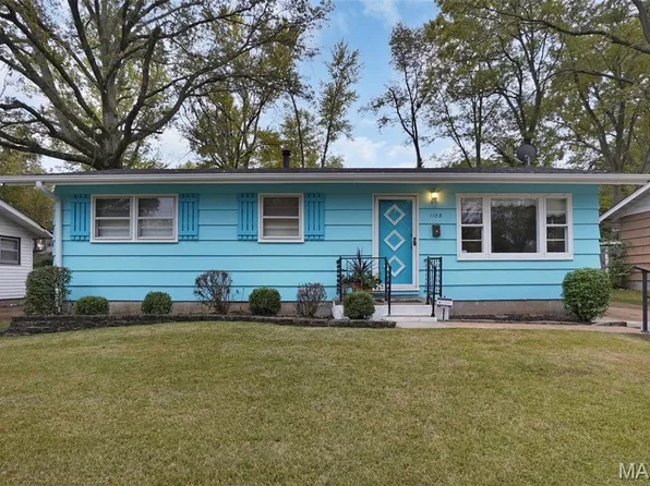 1108 Renshaw Dr, Saint Louis, MO 63135