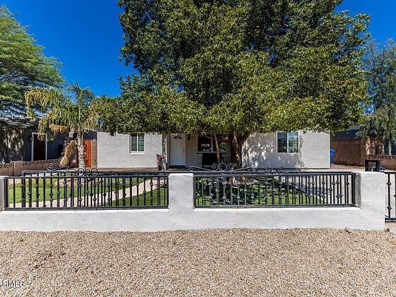 2nd image of 1136 E SUNNYSLOPE Lane
