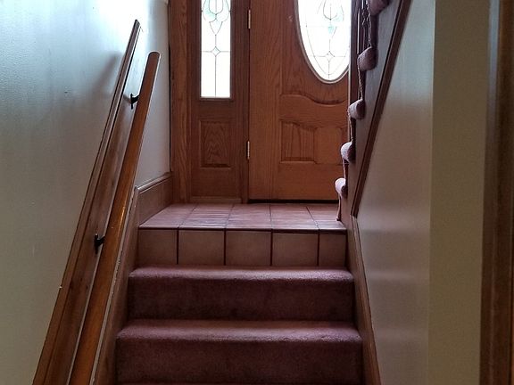 2nd image of 147 Pinevilla Dr