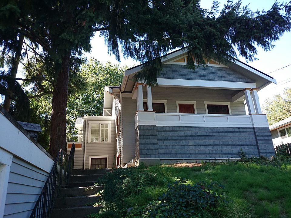 2nd image of 5515 36th Ave NE