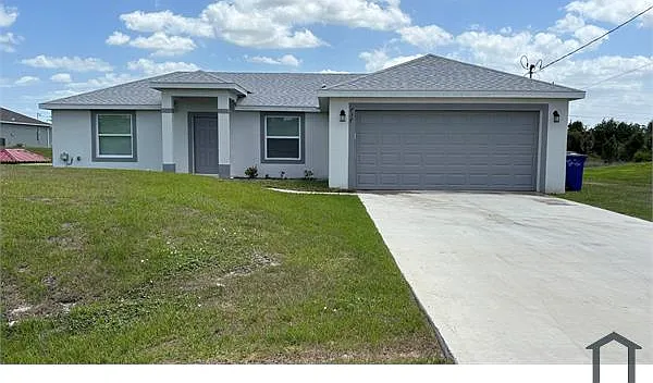 3 bed, 1265 sqft, $1,940 — Photo 2