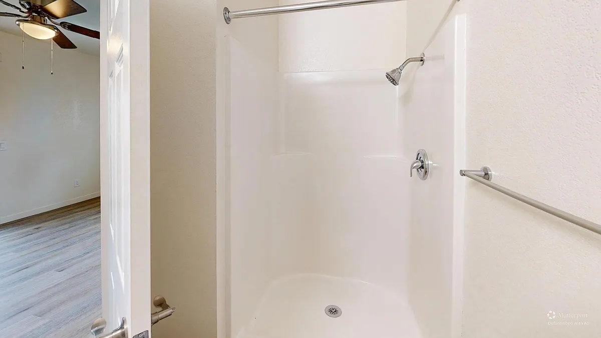 Building Photo - 121 Malan St #1