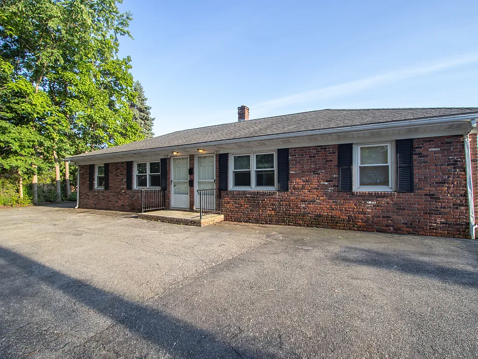 321 Montcalm St #R