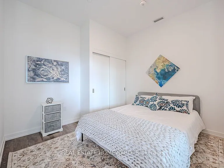 5 Wellington St S #301 — Photo 12